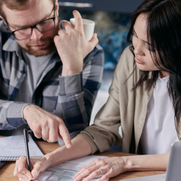 photo discussion devis